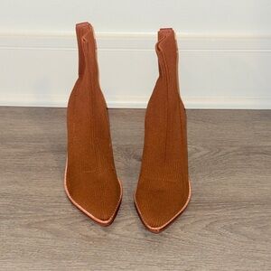 Steve Madden Brown Knit Sock Ankle Boots – Size 6.5